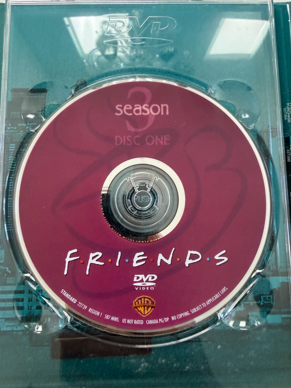Friends The Complete Third Season DVD box set. Warner Bros. - Picture 4 of 10